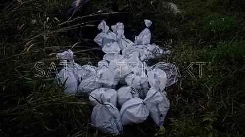 Satlap Tri Cakti dan Satgas Gabungan Berhasil Gagalkan Upaya Penyelundupan 1.040 KG Bijih Timah Ilegal di Pantai Kelambui, Bangka Selatan