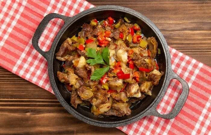 Nikmati Sensasi Pedas dengan Oseng Mercon Daging Sapi