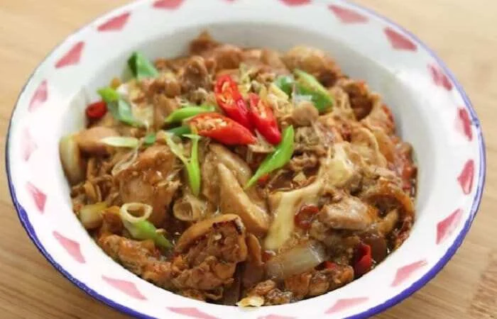 Resep Oyakodon Lokal yang Gurih dan Praktis