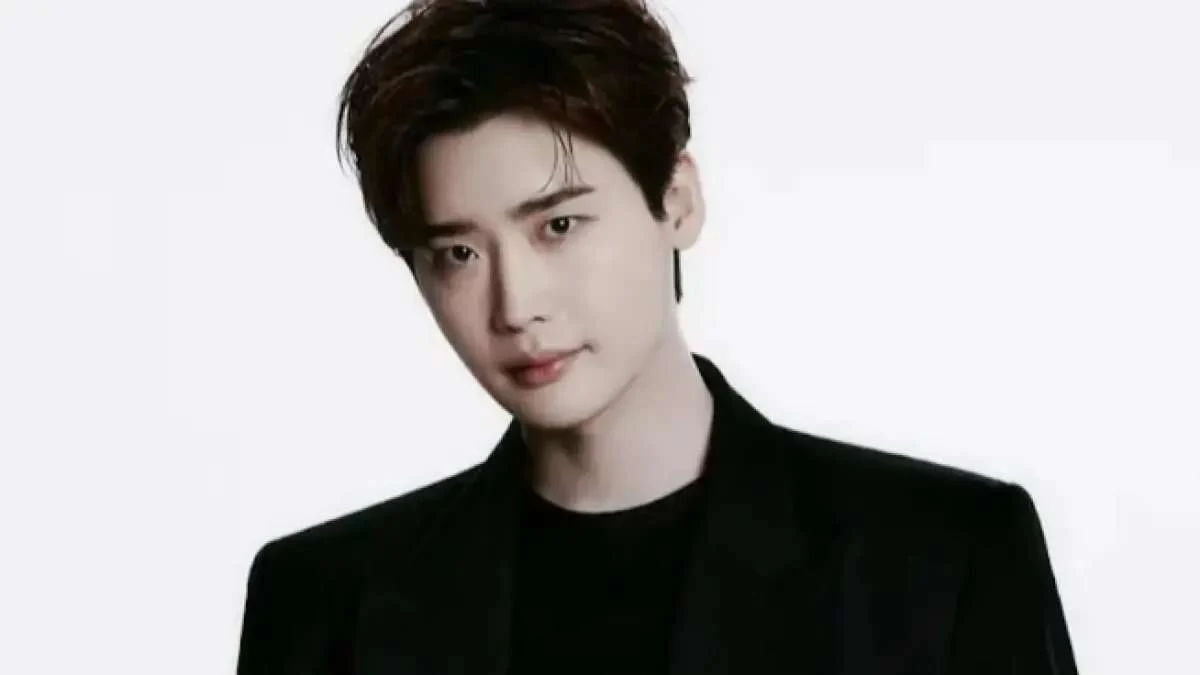 Keputusan Lee Jong Suk Mundur Dari Drama Iseop’s Romance