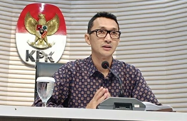 KPK Tunda Pemeriksaan Saksi Kasus OTT LAZ