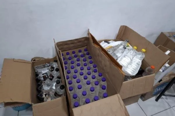Penindakan Terhadap Miras Ilegal di Malang
