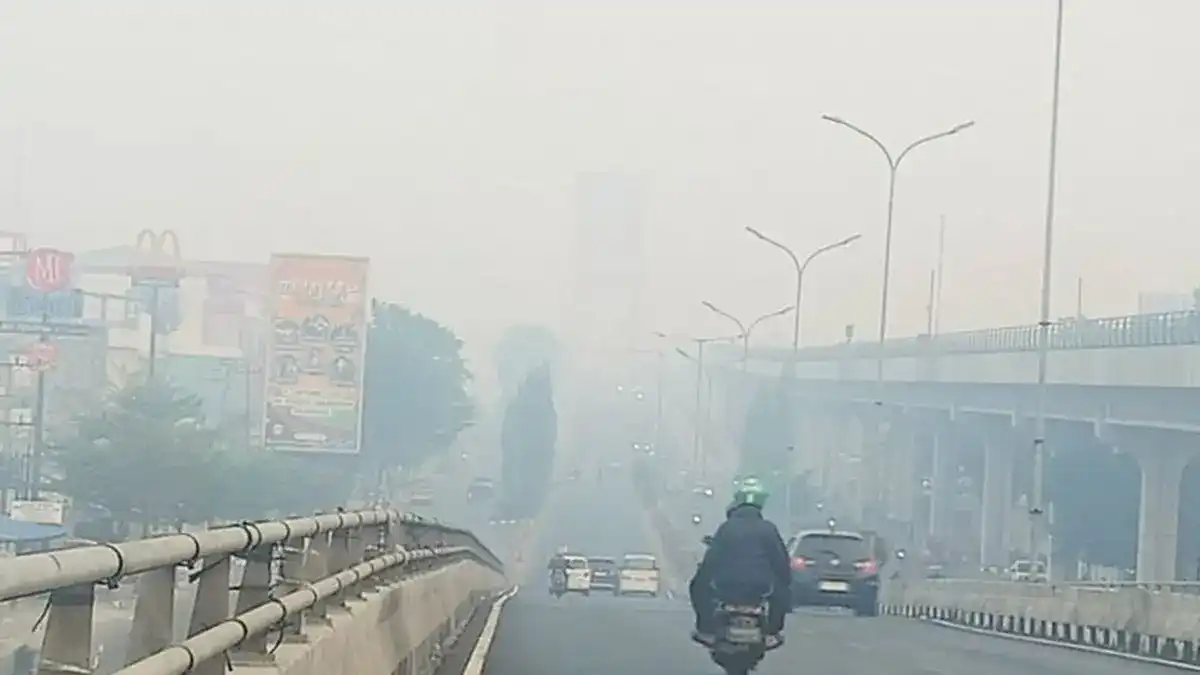 Kabut Asap Picu Polusi Ekstrem di Palembang, Warga Diminta Waspada