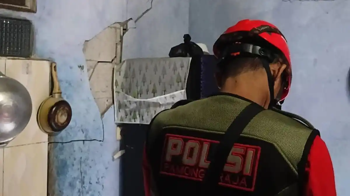 Gempa M 4,1 Berdampak pada 17 Rumah di Bogor, 52 Warga Mengungsi