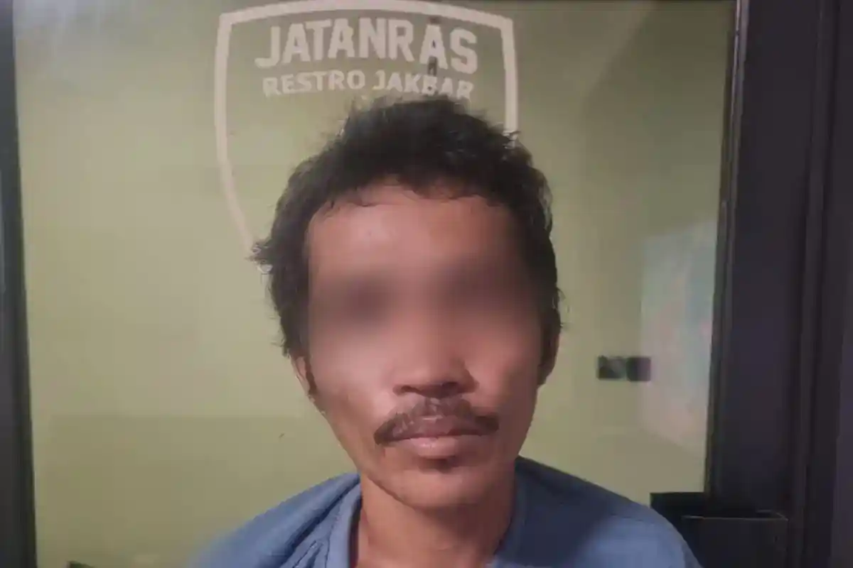 Pria Terduga Pencuri Rumah Kosong Ditangkap Saat Mengisi BBM di Tomang