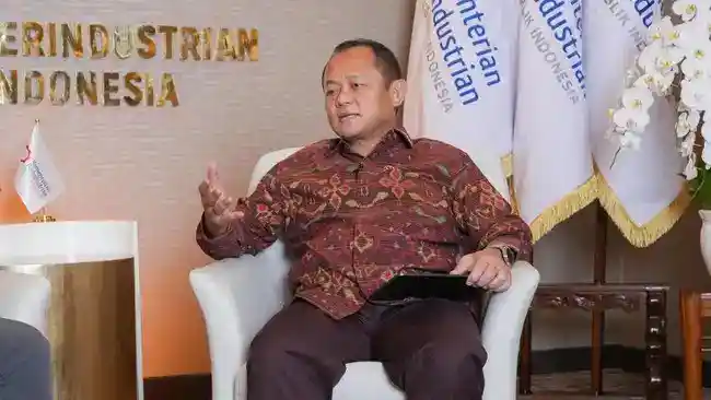 Danantara Siapkan Investasi Rp100 Triliun untuk Bentuk BUMN Tekstil Baru