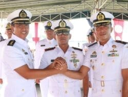 Satrol Lantamal XIV Gelar Upacara Sertijab Komandan KRI Bawal 875, Wujudkan Estafet Kepemimpinan Strategis