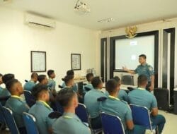 Perkuat Kesiapan Tempur, Koarmada III Gelar Latihan Maintenance Meriam KRI dan Prosedur Misfire