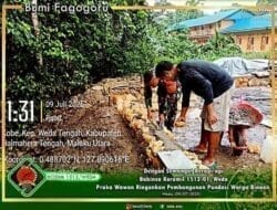 Babinsa Desa Waekob Ramil 1512-01/Weda Bantu Pembuatan Pondasi Rumah Milik Warga Binaan