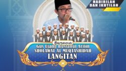 Peringati HUT RI ke-80, Warga Singkil Gelar Jalan Sehat dan Sholawat Akbar Bersama Gus Ujang Bustami