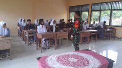 Wujud Kepedulian TNI, Babinsa Beri Pembekalan Moral pada Siswa SMA