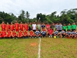 Semarak Kemerdekaan, Babinsa Sungai Payang Hadiri Pembukaan Turnamen Sepak Bola