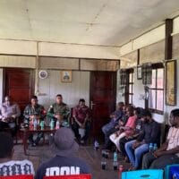 Perkokoh Tali Silaturahmi Serta Kemanunggalan, Babinsa Koramil Agimuga Gelar Komsos Bersama Tokoh Masyarakat Di Wilayah Binaan