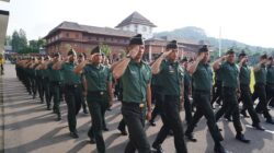 Upacara Bendera Pekan Kedua Februari 2026 Taruna dan Organik Akademi Militer
