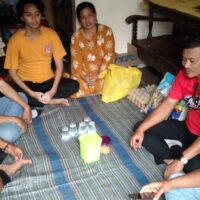 Bantuan Sembako dan Uang Tunai dari AWPR Ringankan Beban Pasien Tumor