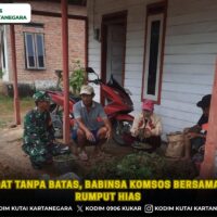 Semangat Tanpa Batas, Babinsa Komsos Bersama Petani Rumput Hias