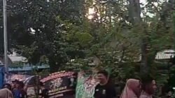 Dipimpin Kede, LRN Bancar Bagikan Ratusan Takjil untuk Warga