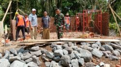 Satgas TMMD ke-128 Kodim 0820 Probolinggo Kebut Pembangunan Mushola Baithurrohim di Desa Brabe