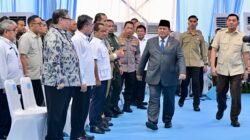 Panglima TNI Dampingi Presiden RI Saksikan Penyerahan Denda Administratif dan Penyelamatan Keuangan Negara Tahap VI