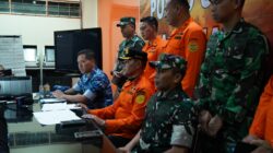 TNI Kerahkan Ratusan Personel dan Dukungan Udara Berhasil Evakuasi Korban Helikopter Airbus H130 di Sekadau