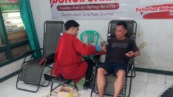 Bersama PMI Cabang, Koramil Ngraho Bojonegoro Gelar Donor Darah