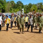 Kasum TNI Tinjau Rehabilitasi Pascabencana dan Serahkan Bantuan Air Bersih di Tapanuli