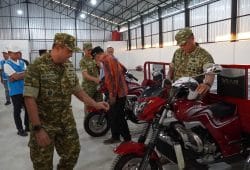 Dandim Bojonegoro dampingi Wakil Panglima TNI Tinjau Operasionalisasi KDKMP Desa Campurejo dan Pacul
