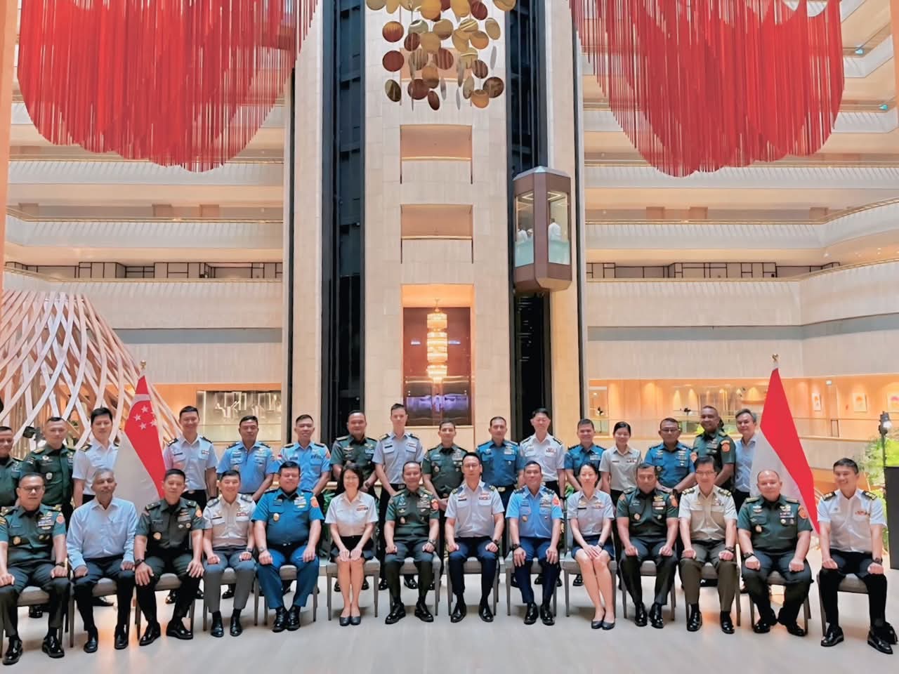 Kasum TNI Pimpin Delegasi Indonesia Pada Sidang Ke-22 TNI-SAF Annual Staff Meeting (TSASM) 2026 di Singapura