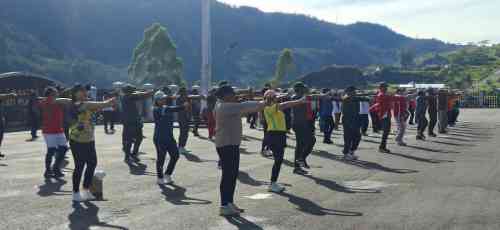 Kodim 1714/Puncak Jaya Laksanakan Kegiatan Jumat Sehat