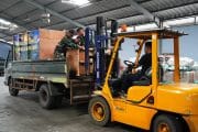 Perluas Akses Air Bersih dan Listrik di Papua, TNI AD Kirim Dukungan Program Manunggal Air dan Papua Terang
