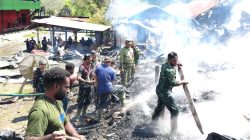 Kodim 1714/Puncak Jaya Reaksi Cepat Bantu Pemadaman Kebakaran di Kota Mulia