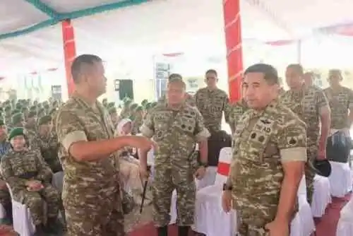Pastikan Kesiapan Prajurit, Wapang TNI Bersama Menhan Tinjau Marshalling Area Yonif TP 937/Satria Kalijaga
