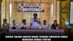 Babinsa Tanjung Harapan Dukung Program Pemerintah Dengan Menghadiri Rembug Stunting