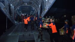 Hari Keempat Belas Penanganan Gempa NTT, TNI Salurkan 968,953 Ton Bantuan