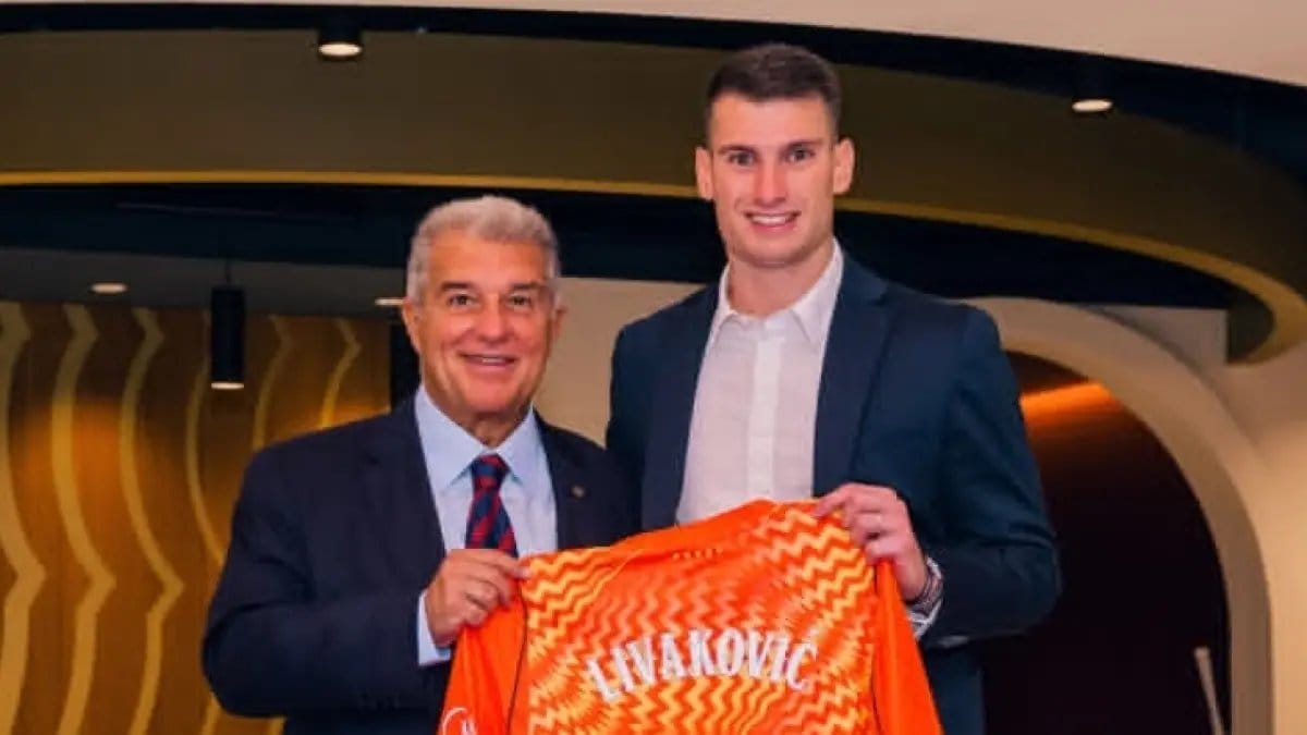 Barcelona Resmi Rekrut Kiper Dominik Livaković