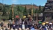 Pesona Ruwatan Anak Berambut Gimbal di Dieng Culture Festival 2026