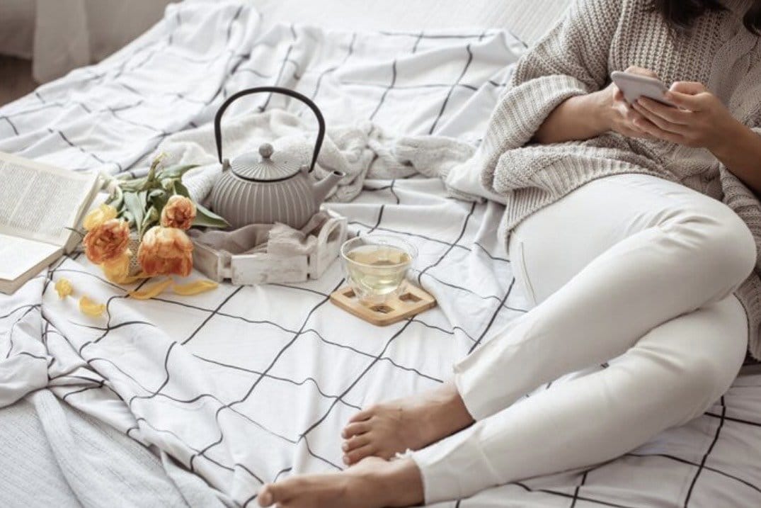 Kebiasaan Sebelum Tidur untuk Awet Muda Kebiasaan Sebelum Tidur untuk Awet Muda