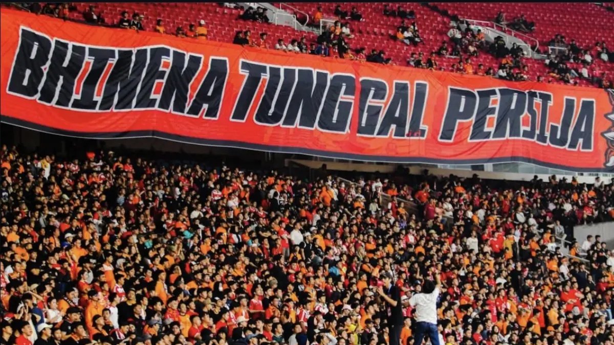 The Jakmania Berikan Donasi untuk Korban Bencana di NTT dan Kalimantan