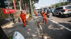 Aksi Solidaritas Warga dalam Pembiayaan Bantuan untuk Demo di Jakarta Aksi Solidaritas Warga dalam Pembiayaan Bantuan untuk Demo di Jakarta