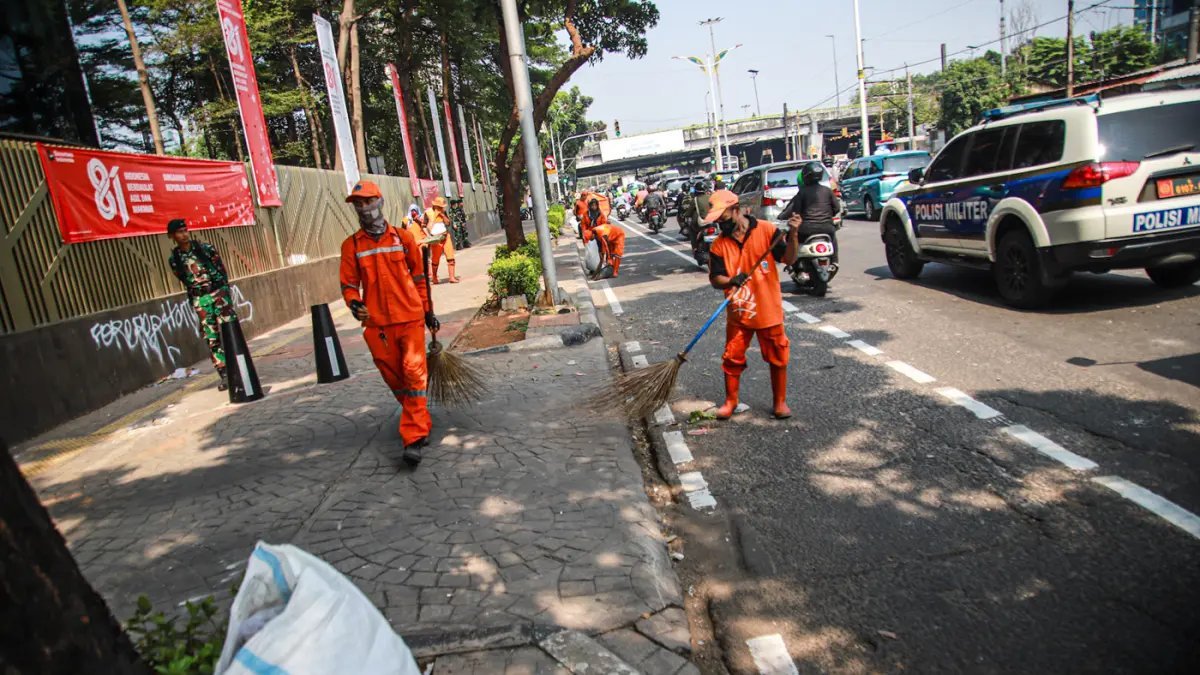 Aksi Solidaritas Warga dalam Pembiayaan Bantuan untuk Demo di Jakarta Aksi Solidaritas Warga dalam Pembiayaan Bantuan untuk Demo di Jakarta