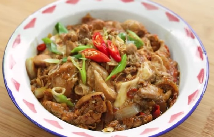 Resep Oyakodon Lokal yang Gurih dan Praktis Resep Oyakodon Lokal yang Gurih dan Praktis