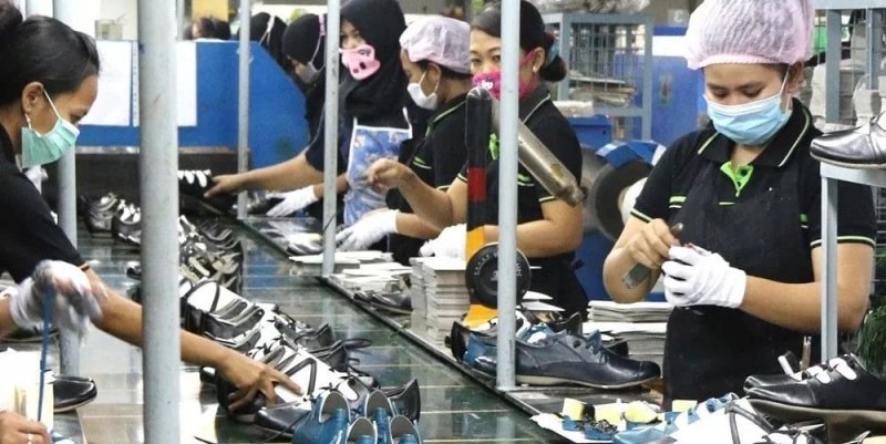 Penyebab Kontraksi Industri Alas Kaki di Agustus 2026