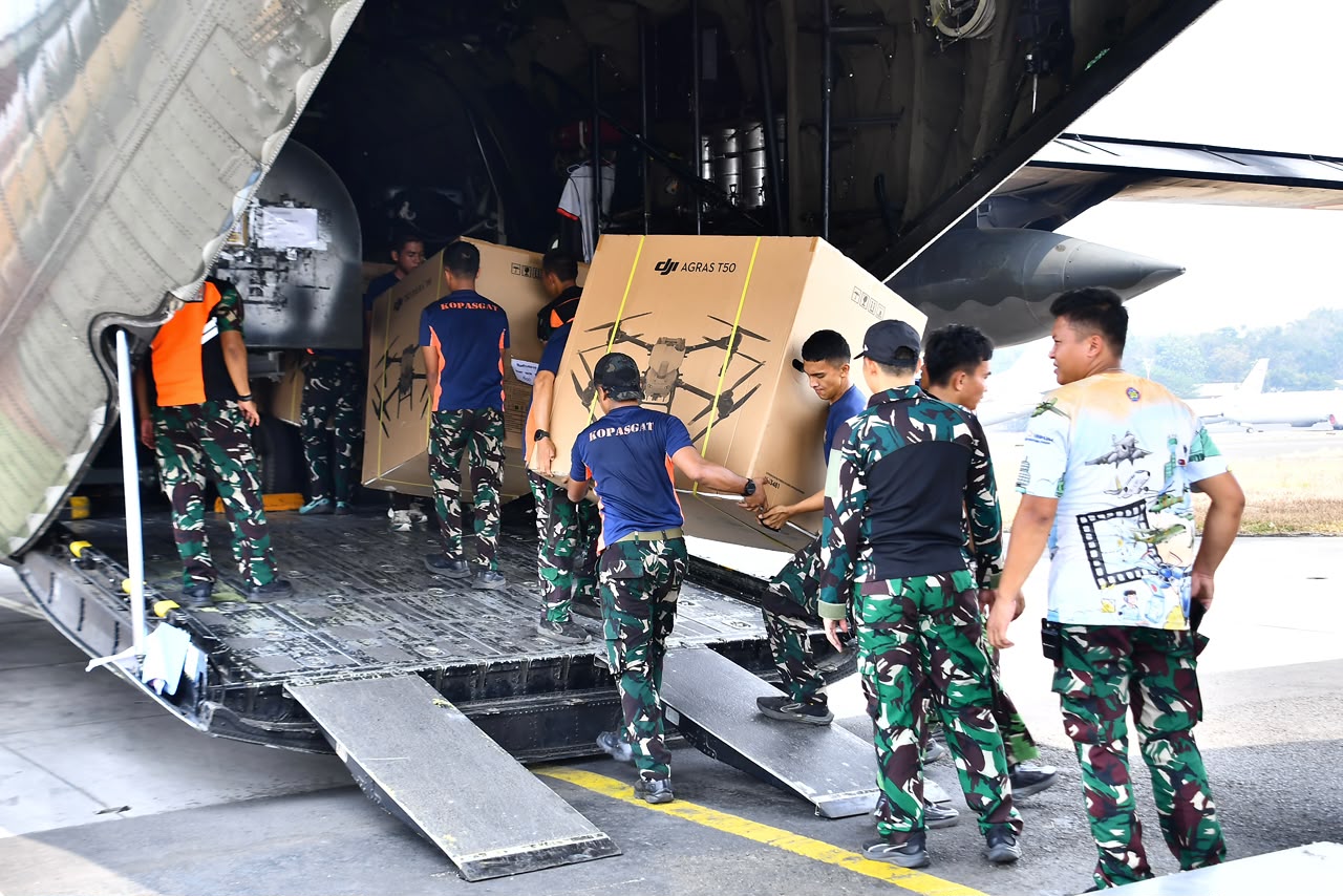 TNI Salurkan Dukungan Peralatan Penanganan Karhutla ke Kalimantan Tengah