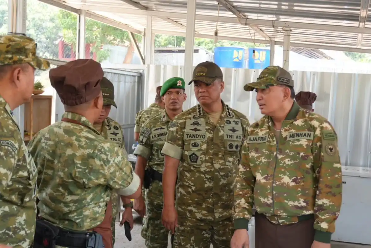 Wapang TNI Tinjau Kesiapan Yonif TP di Sumedang dan Majalengka