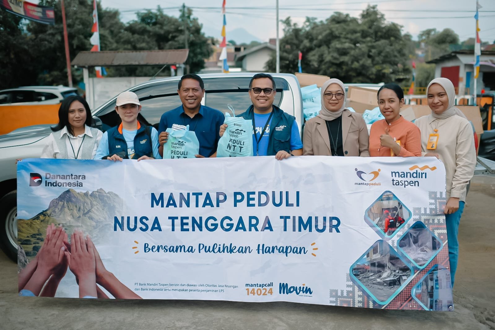 Bantuan Kemanusiaan untuk Korban Gempa di Ende Bantuan Kemanusiaan untuk Korban Gempa di Ende