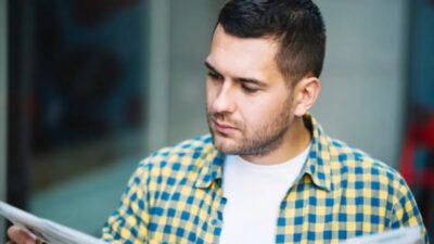 7 Cara Mengikuti Berita Politik Tanpa Menyakitkan Mental