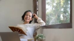Mengurangi Kebiasaan Buruk untuk Ketenangan Pikiran di Usia Dewasa
