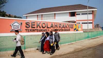 Peningkatan Pendidikan bagi Masyarakat Kelas Bawah di Indonesia