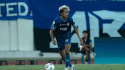 Kembali Beraksi: Achmad Maulana Berkontribusi bagi Arema FC di Kemenangan 4-0