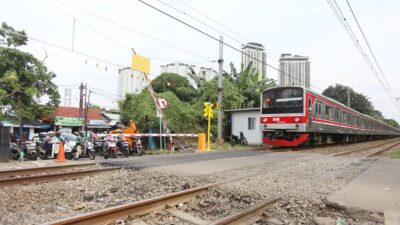 Status Siaga Erupsi Anak Krakatau dan Layanan Commuter Line